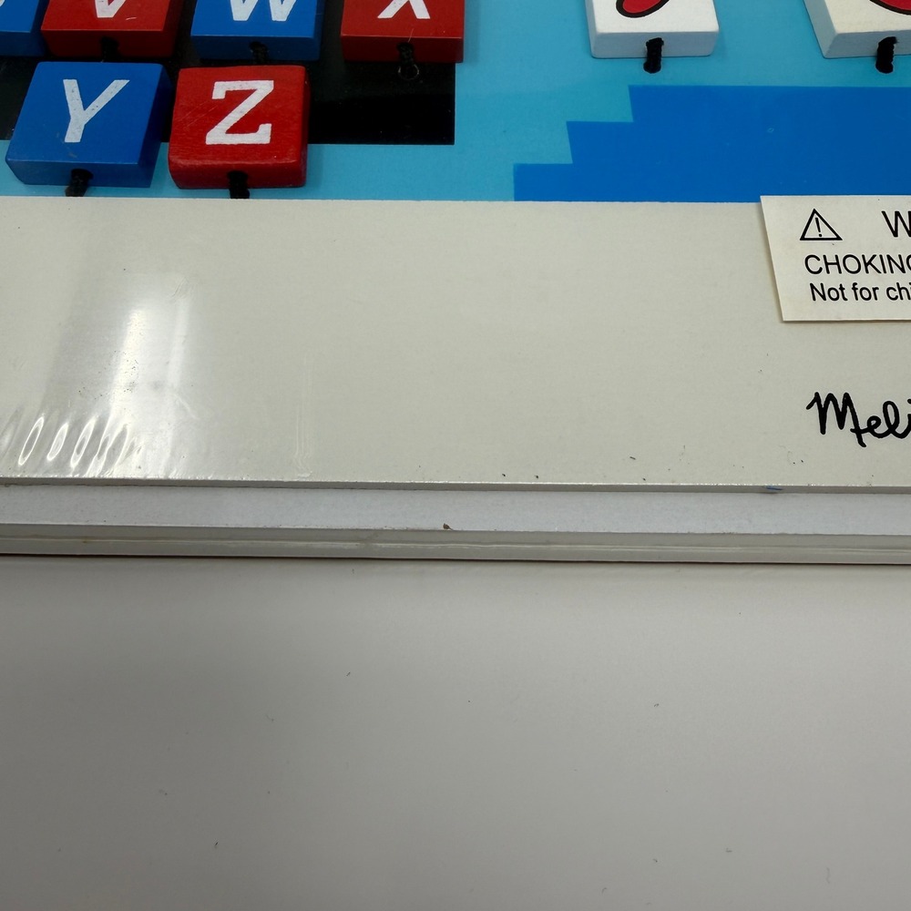 Melissa & Doug Flip to Win Wooden Hangman Travel Game New in wrapper - Picture 9 of 11